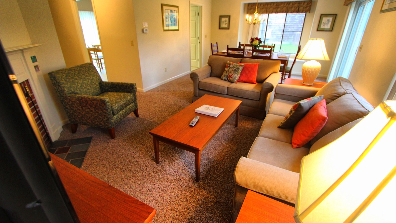 Photo of Livingroom in Brewster