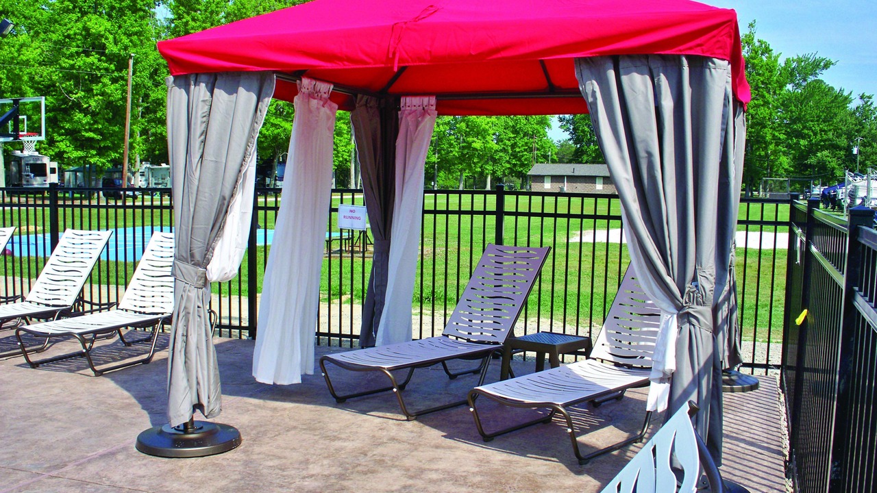 Photo of Patio Balcony in Petsworth