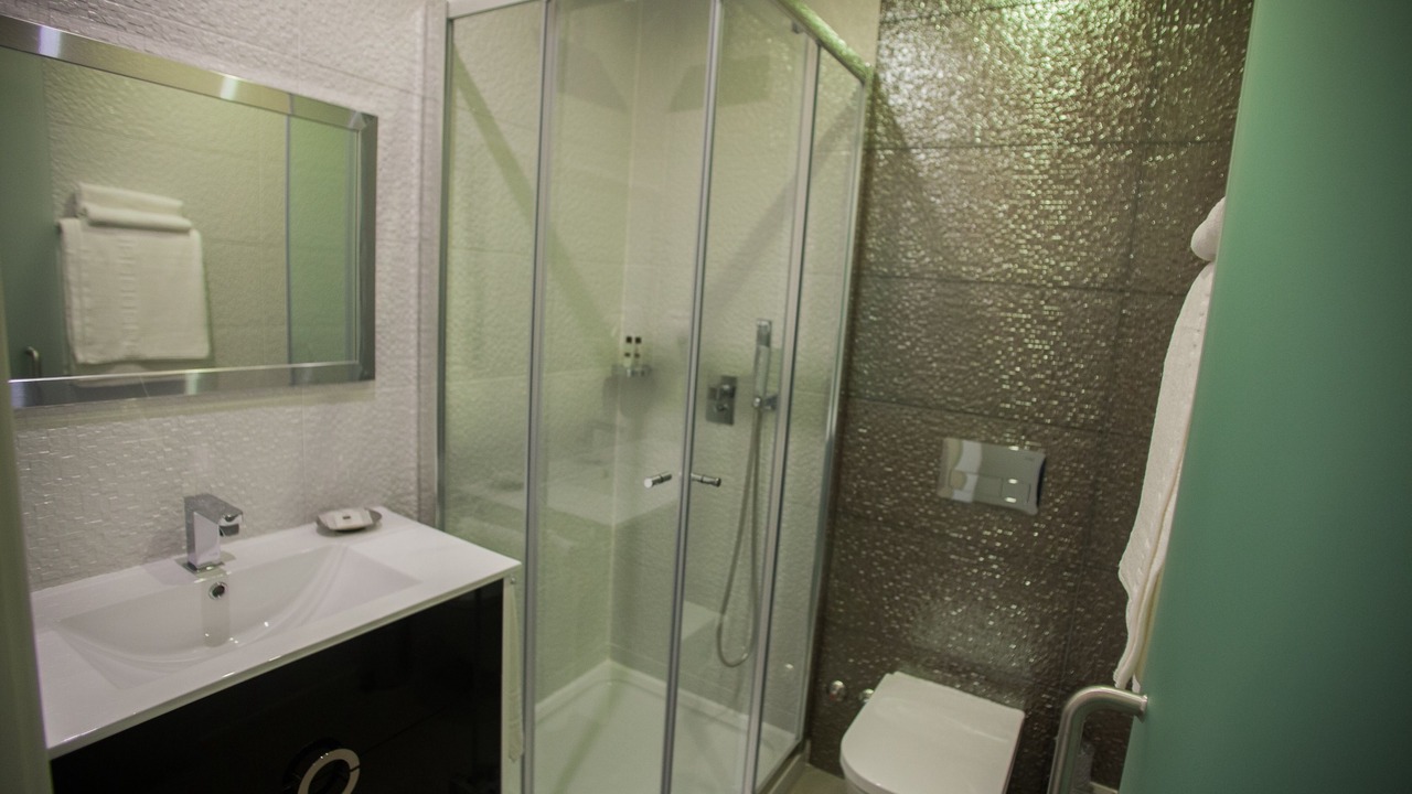 Photo of Bathroom in Tomar