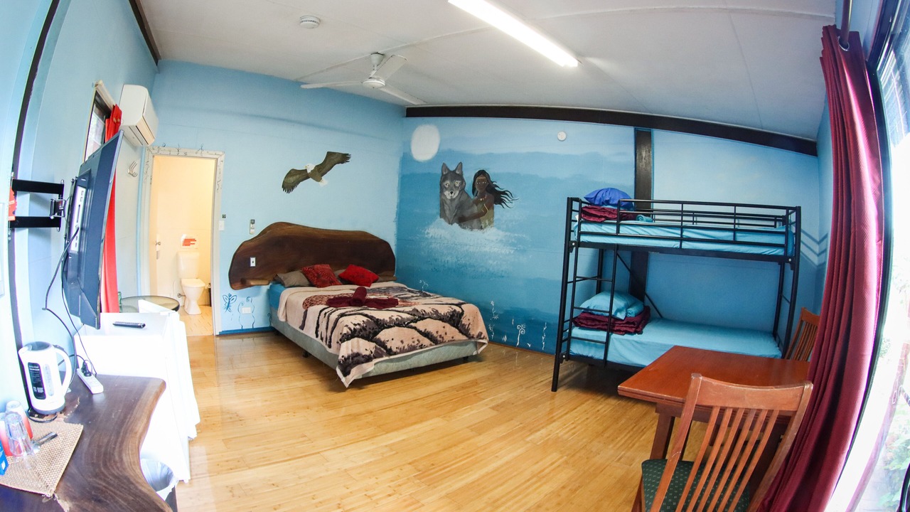 Photo of Bedroom in Batchelor