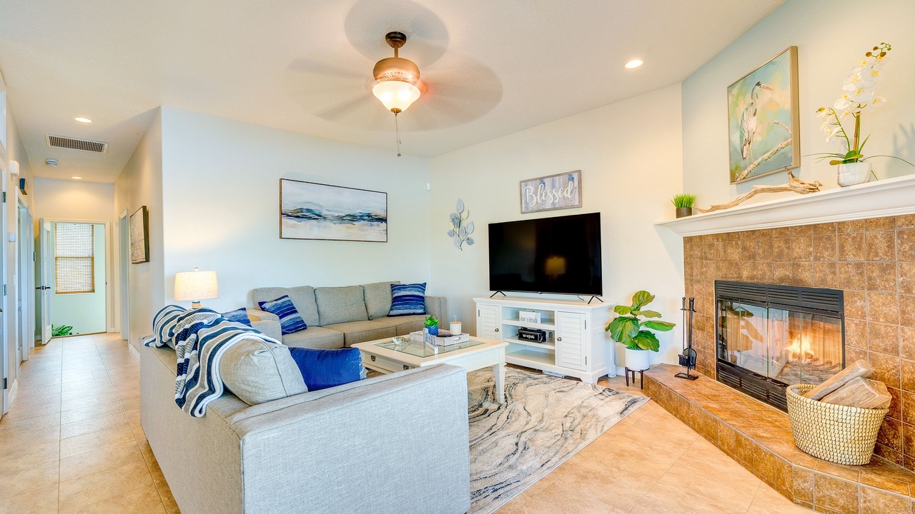 Photo of Livingroom in Old Homosassa