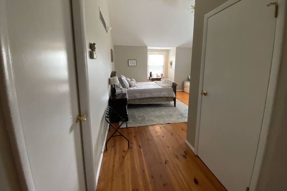 Photo of Bedroom in Metamora