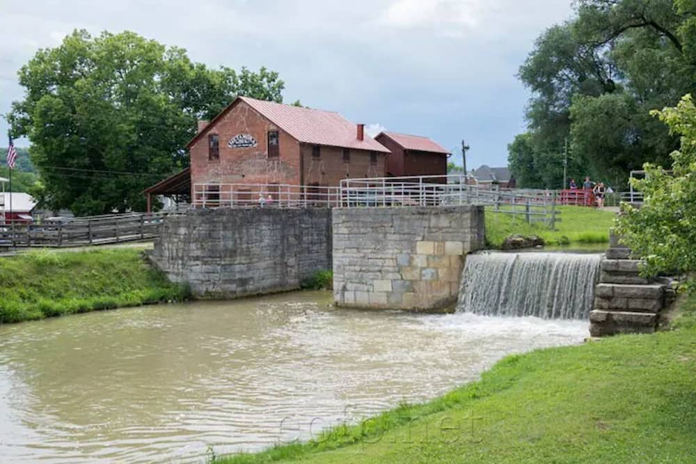 Photo of Outdoor in Metamora