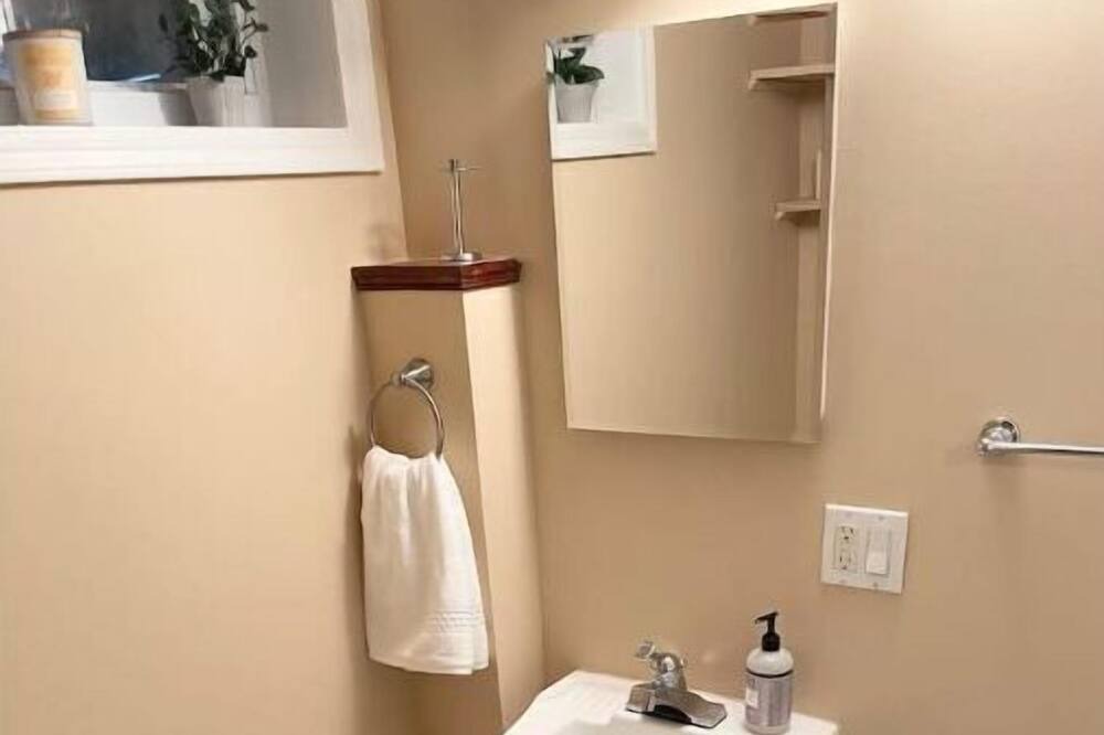 Photo of Bathroom in Briarcliff Manor