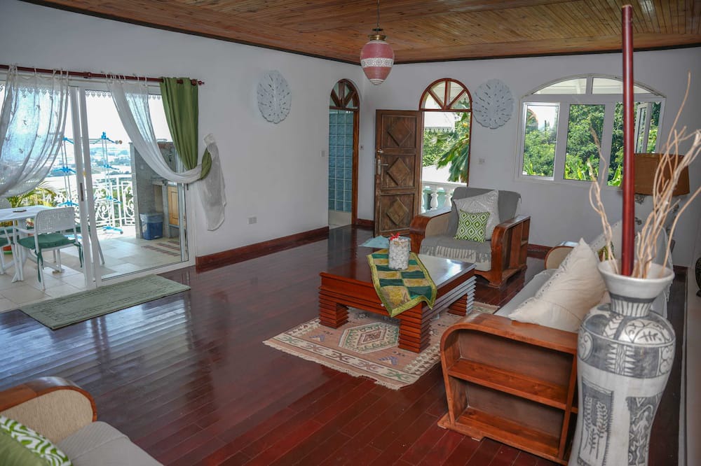 Photo of Livingroom in Zig Zag Ward
