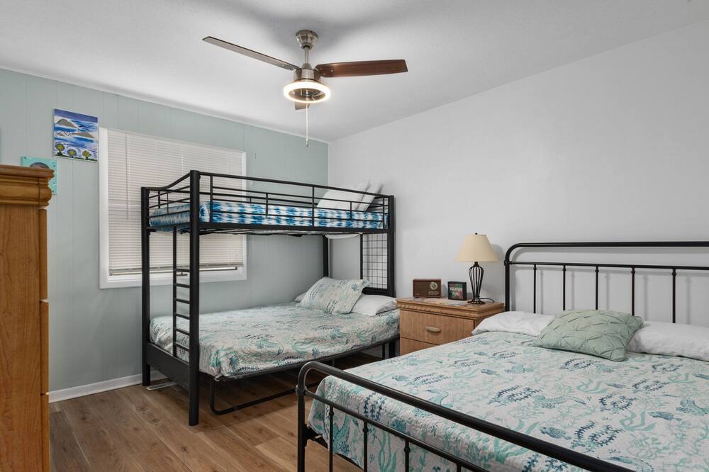 Photo of Bedroom in Homosassa