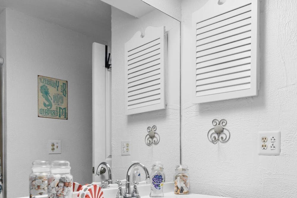 Photo of Bathroom in Homosassa