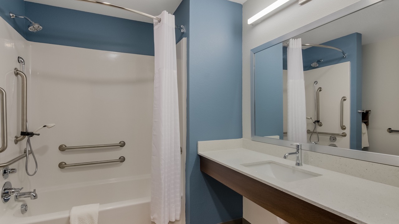 Photo of Bathroom in Tabb