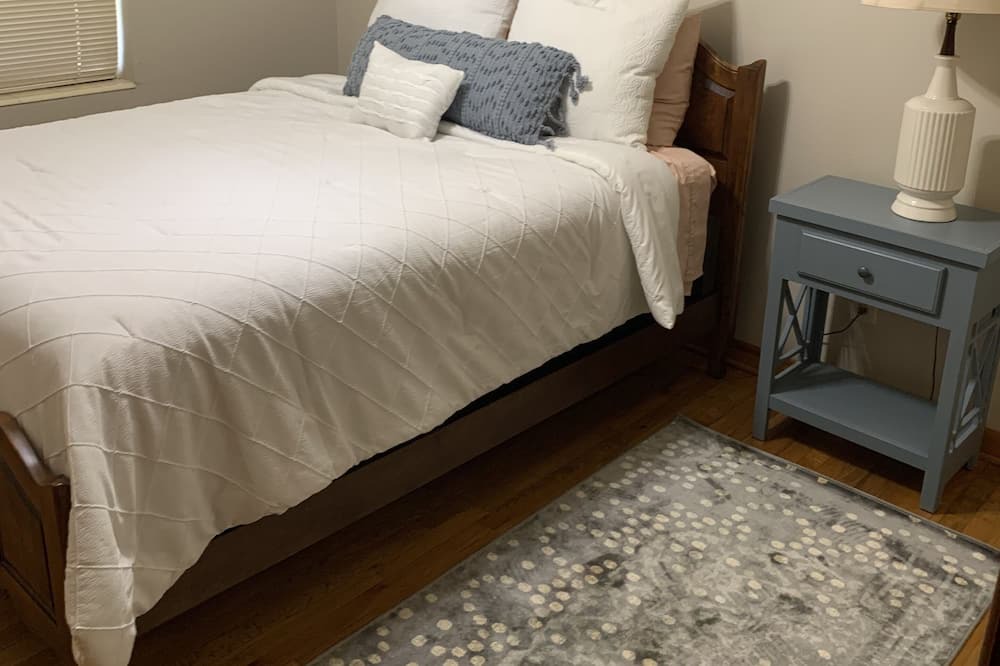 Photo of Bedroom in Crawfordville