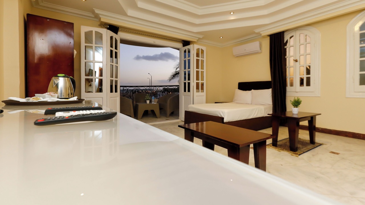 Photo of Bedroom in Pyramids Gardens
