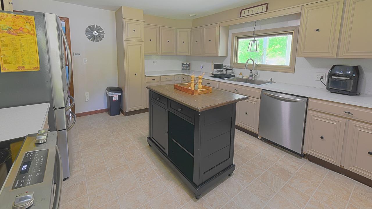 Photo of Kitchen in West Sand Lake