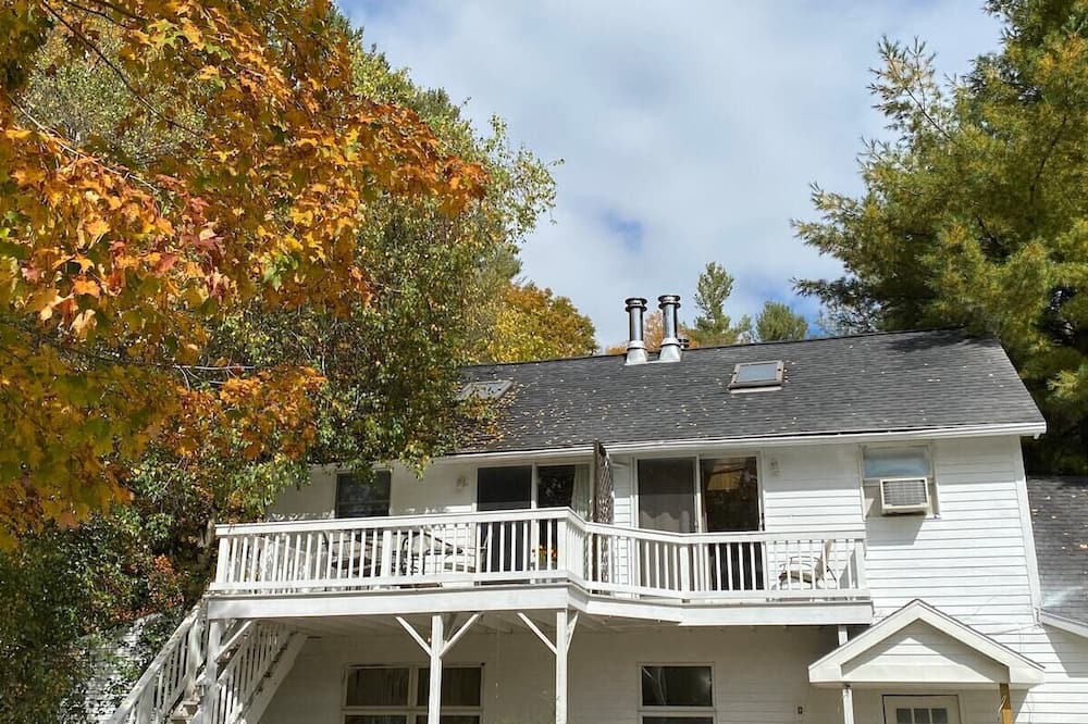 Photo of Outdoor in Canaan