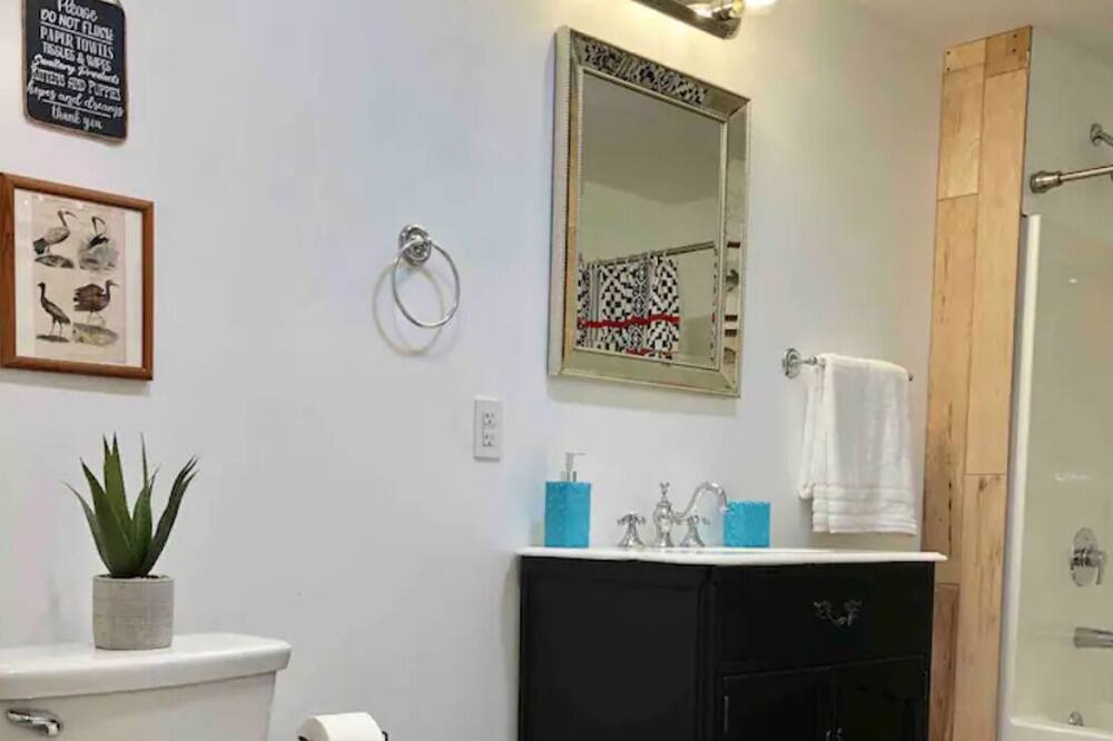 Photo of Bathroom in Haines Falls