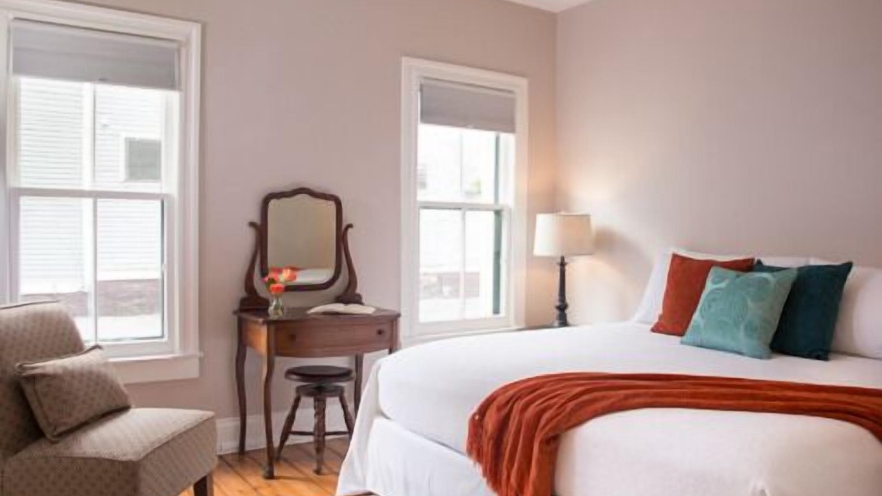 Photo of Bedroom in Saratoga Springs