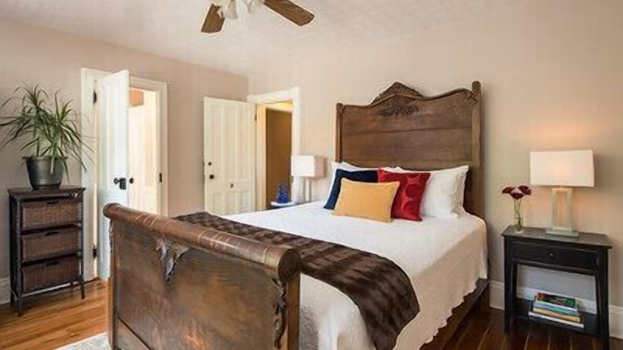 Photo of Bedroom in Saratoga Springs