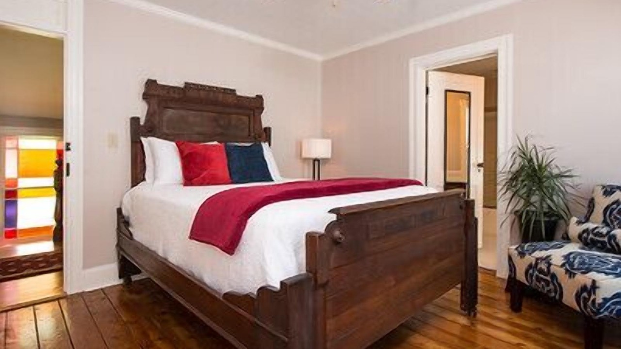 Photo of Bedroom in Saratoga Springs