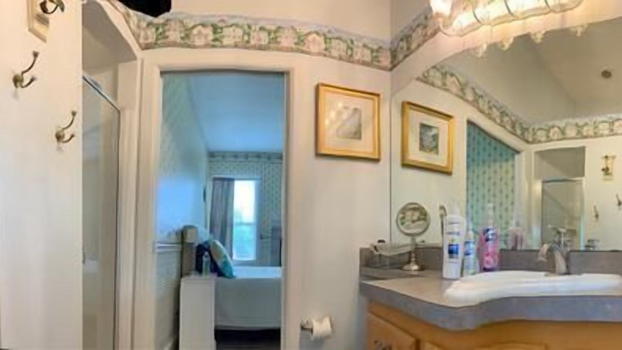 Photo of Bathroom in Floral City
