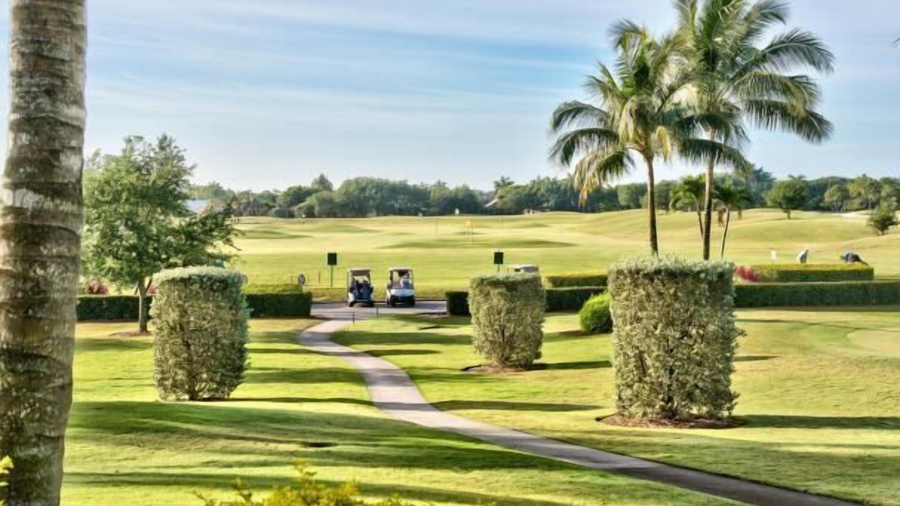 Photo of Outdoor in Naples