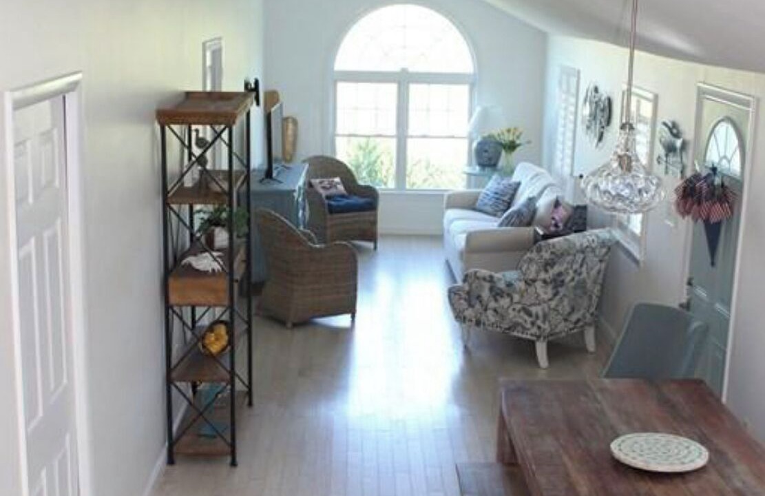 Photo of Livingroom in Brant Rock