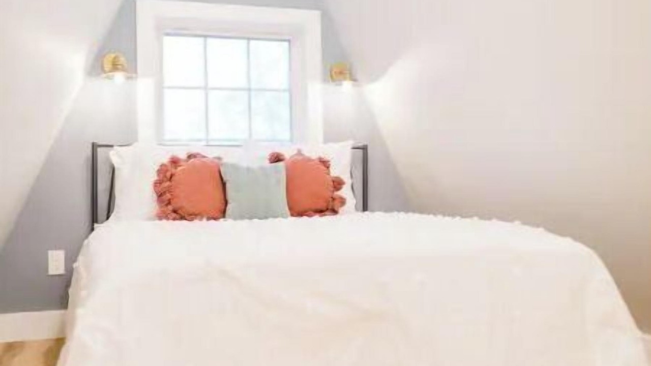 Photo of Bedroom in Etlan