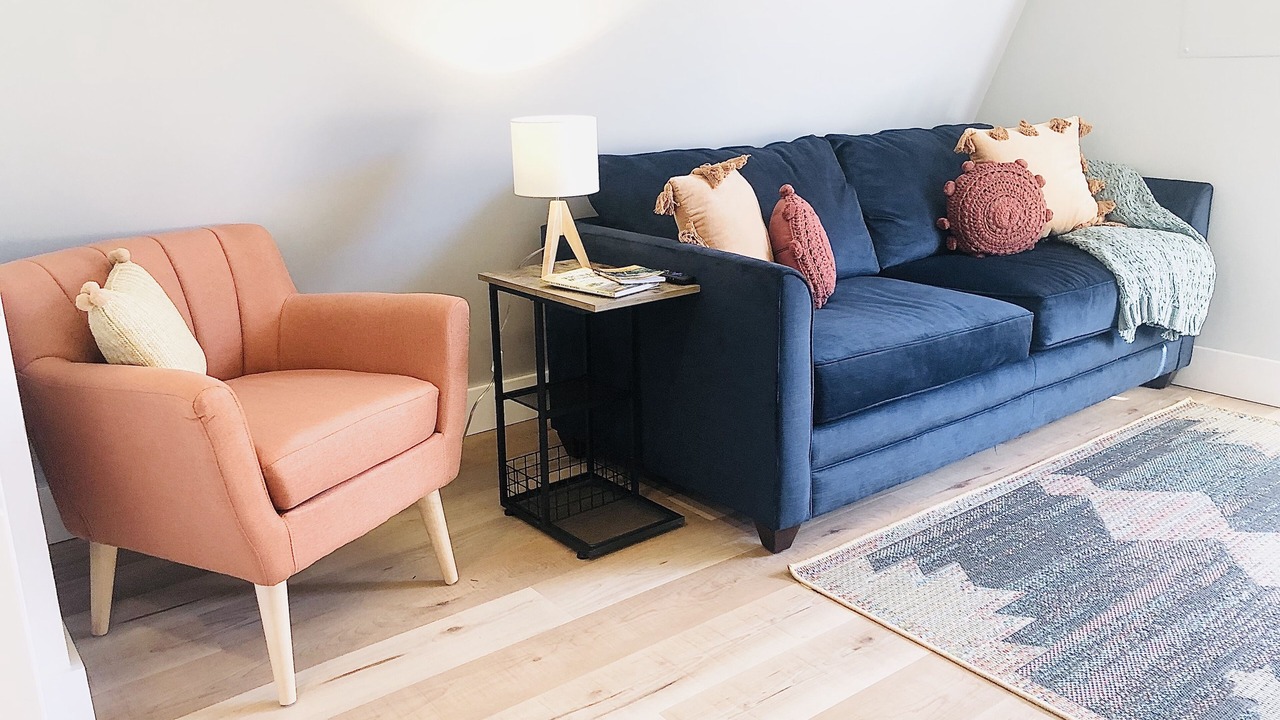 Photo of Livingroom in Etlan