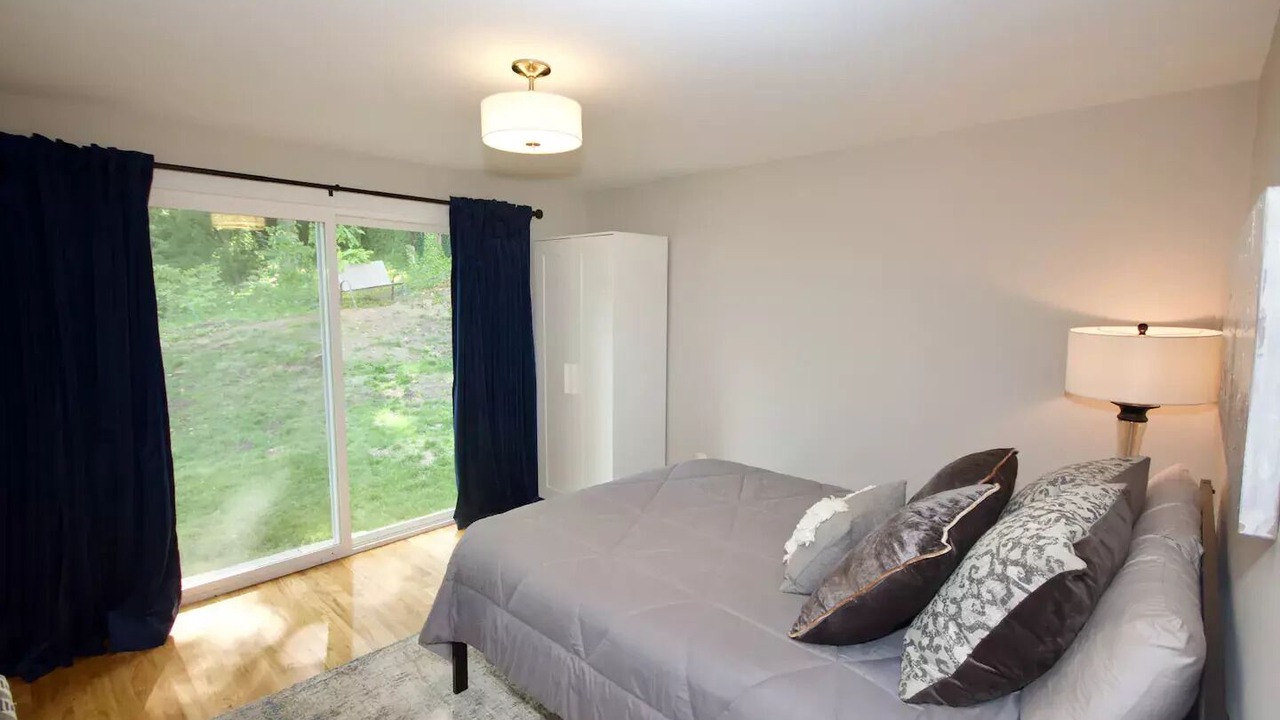 Photo of Bedroom in Woburn