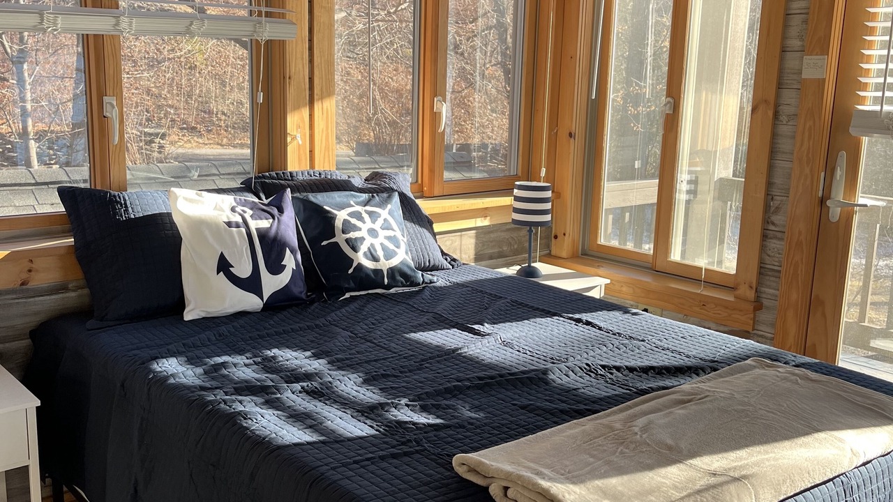 Photo of Bedroom in Hammondsport