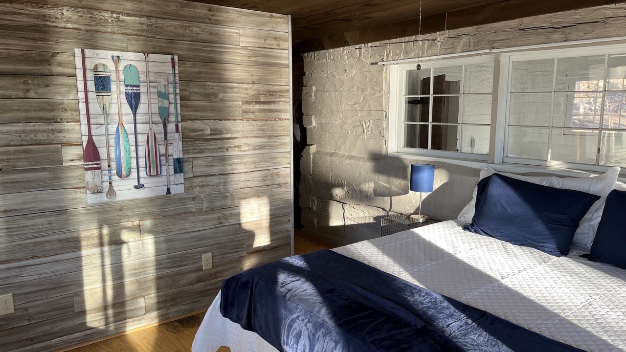 Photo of Bedroom in Hammondsport