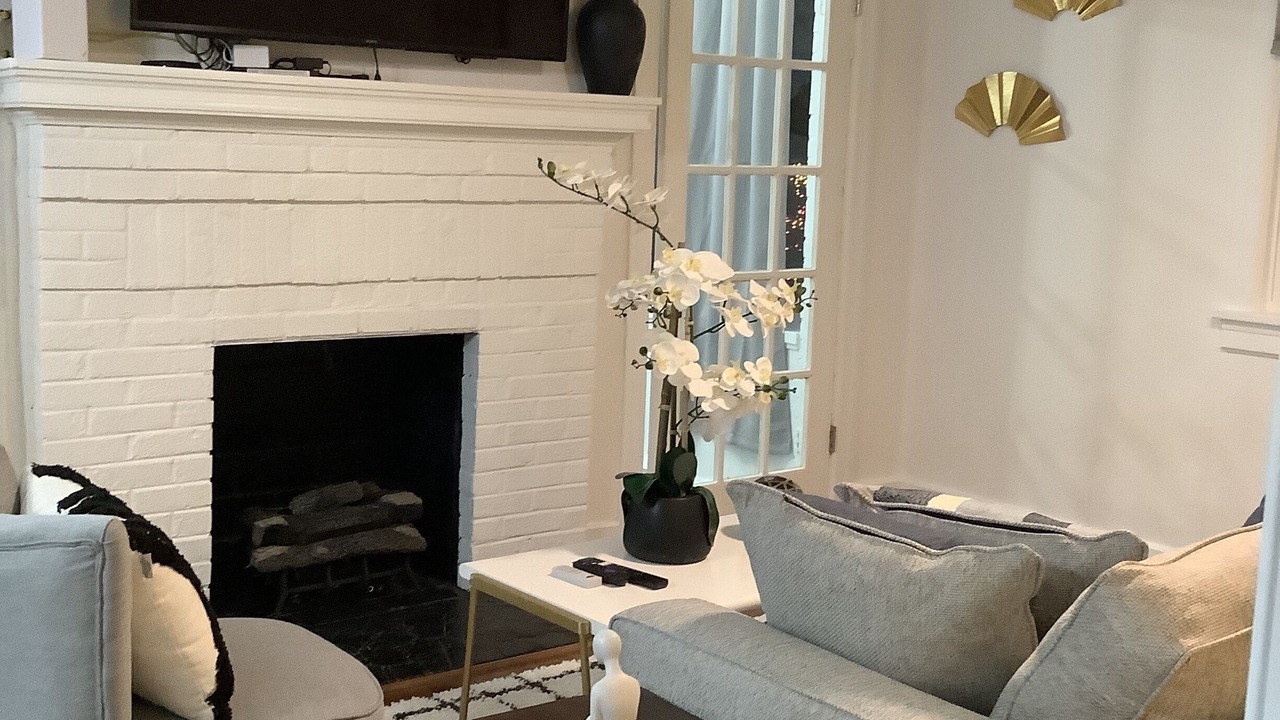 Photo of Livingroom in Dumbarton