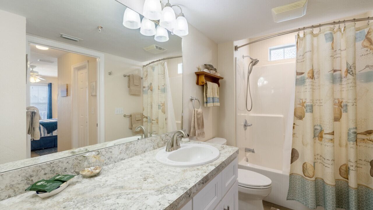 Photo of Bathroom in Cedar Key