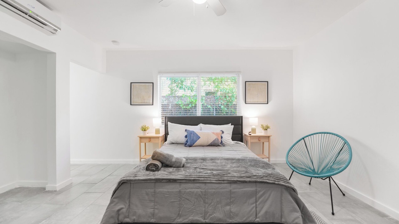 Photo of Bedroom in Northeast Miami