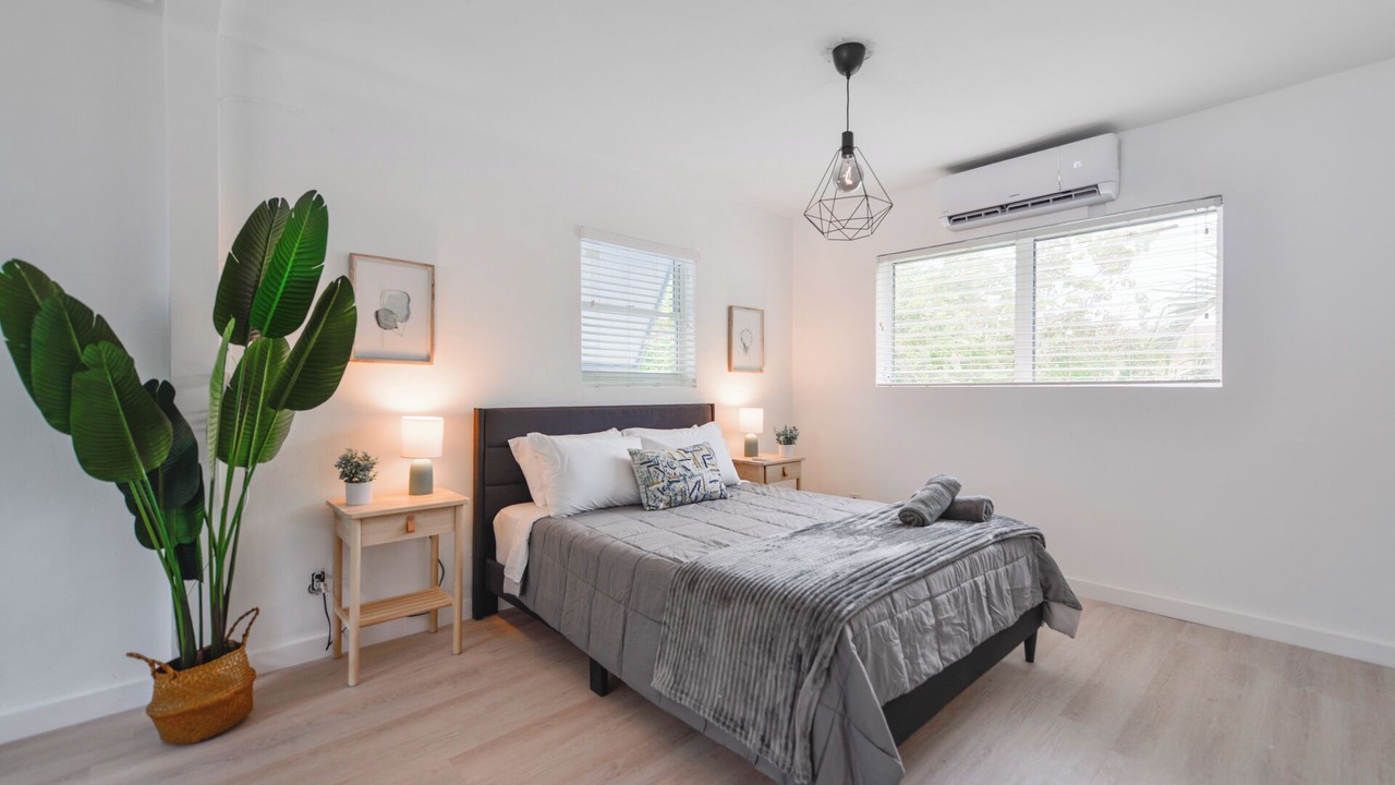 Photo of Bedroom in Northeast Miami