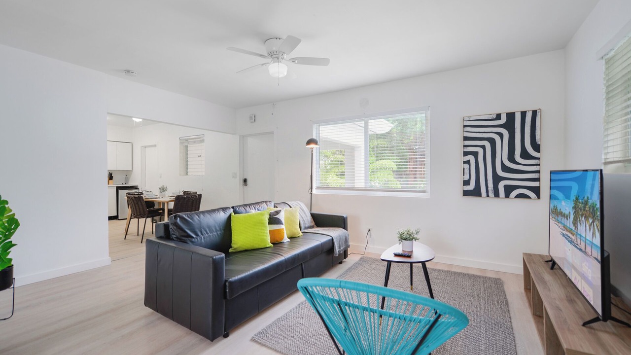 Photo of Livingroom in Northeast Miami