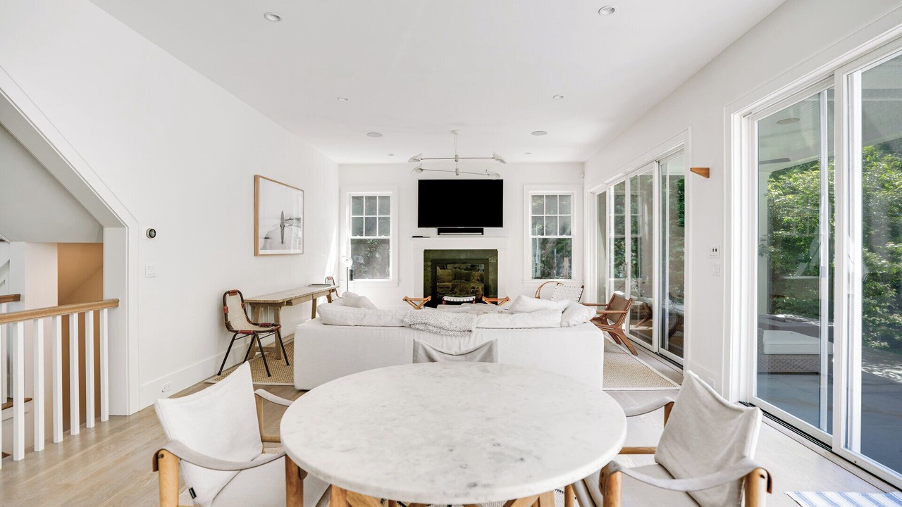 Photo of Others in Bridgehampton