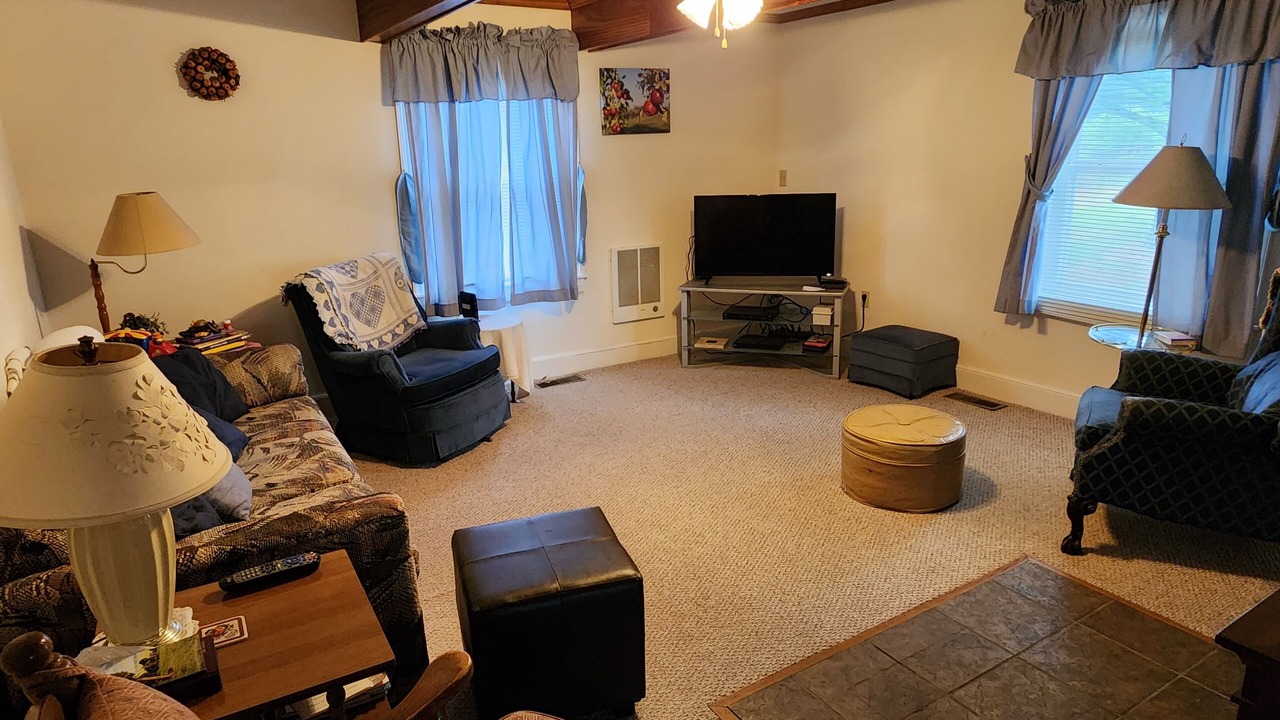 Photo of Livingroom in Peaks