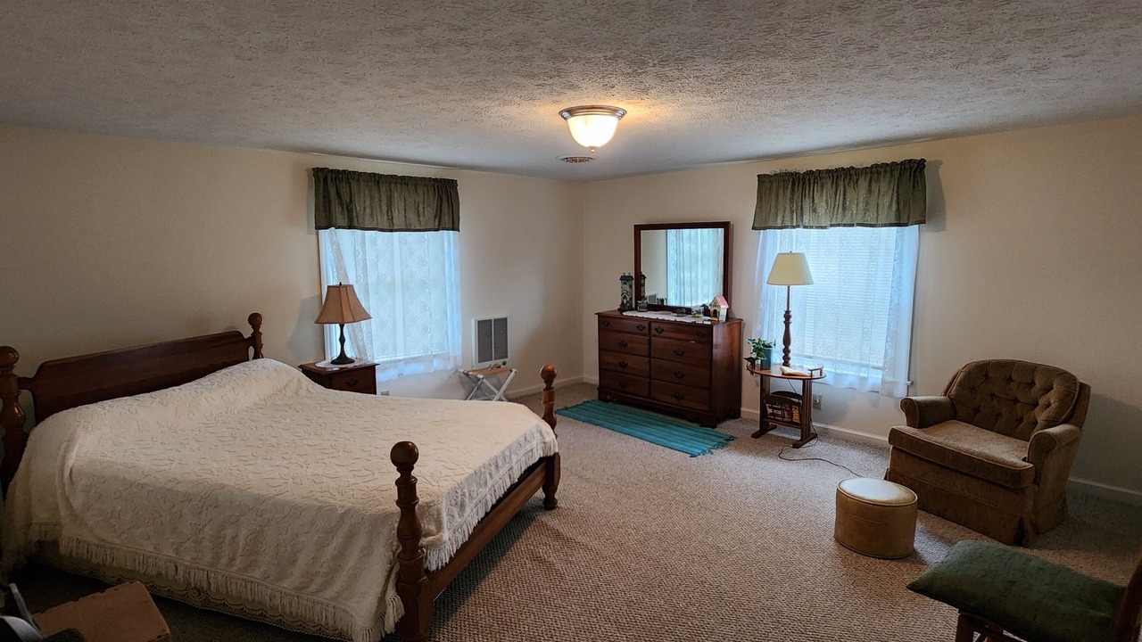 Photo of Bedroom in Peaks