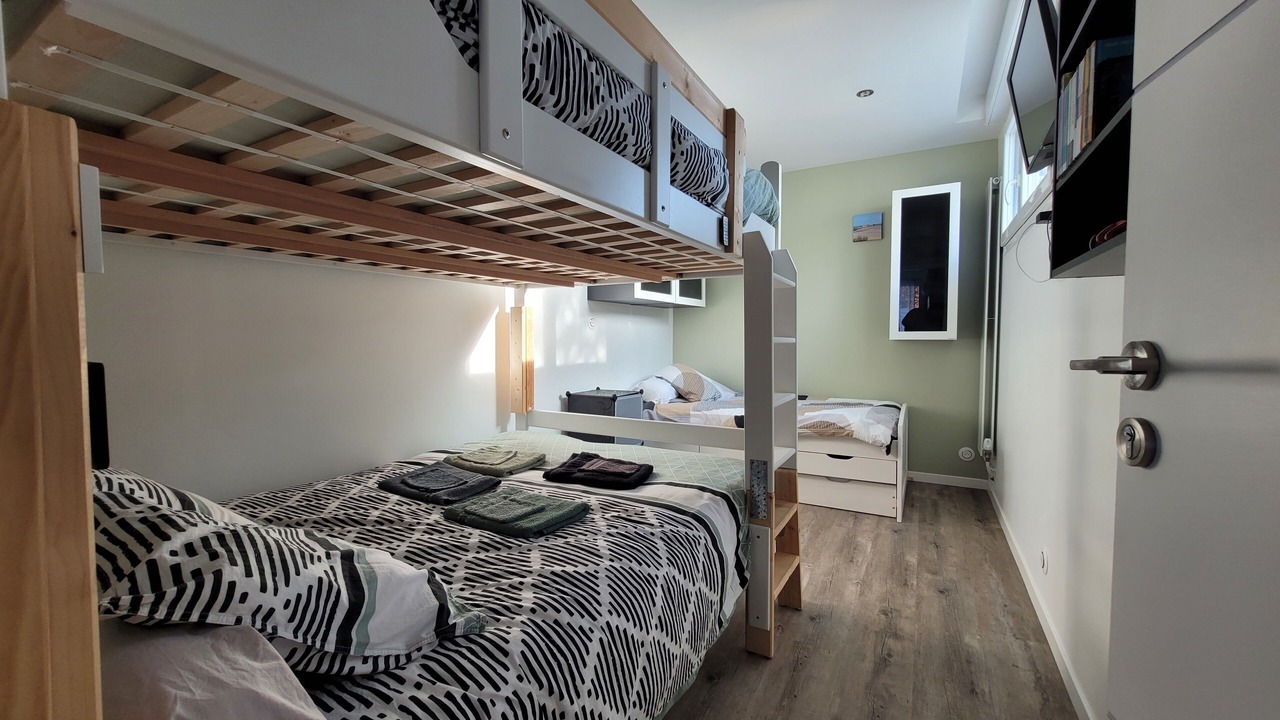 Photo of Bedroom in Lanester