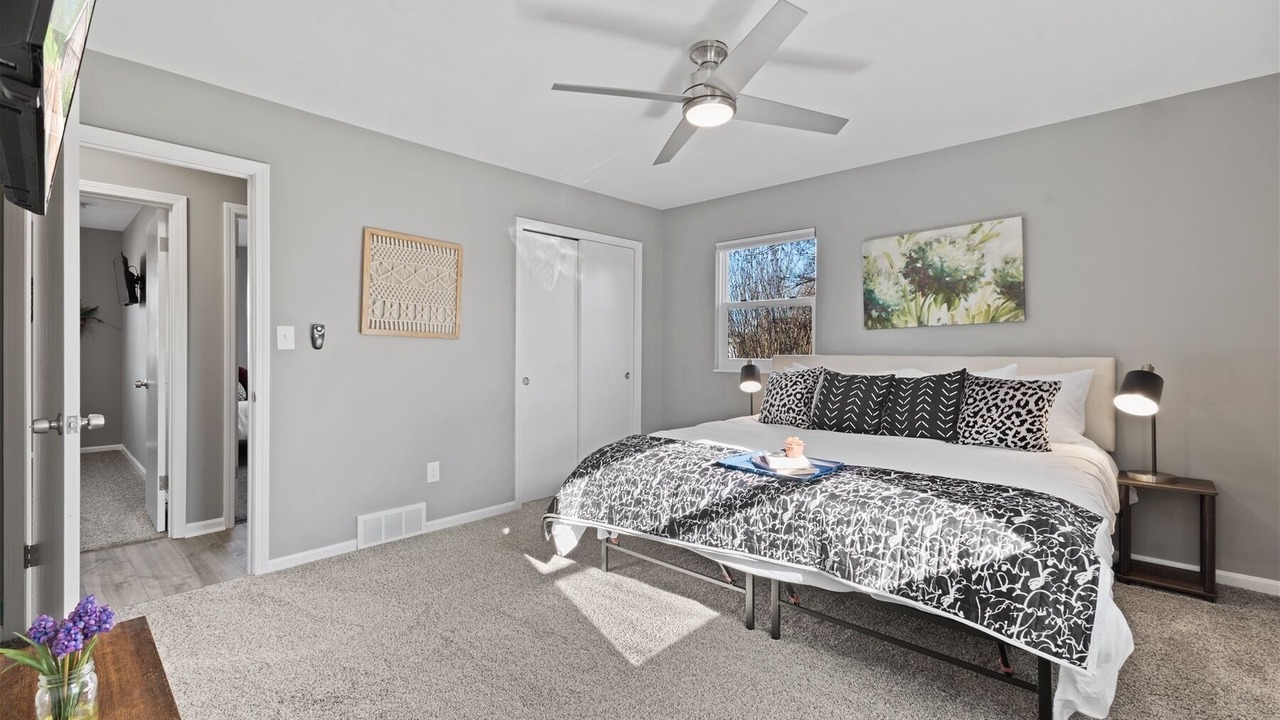 Photo of Bedroom in Jeffersonville - Clarksville