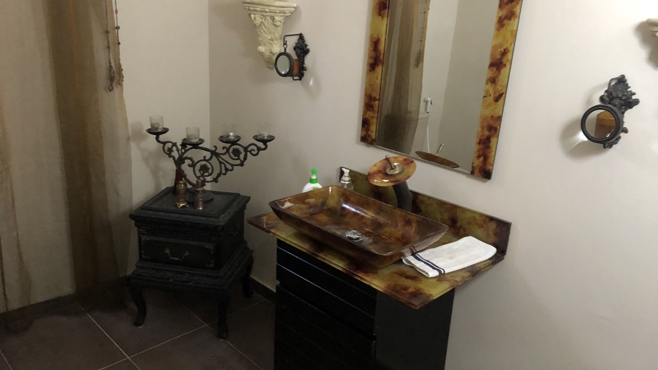 Photo of Bathroom in Al-'Amriyah