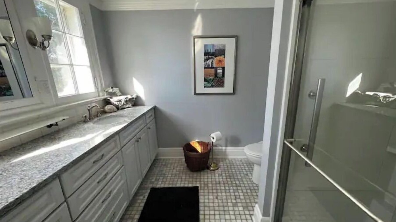 Photo of Bathroom in Carrollton