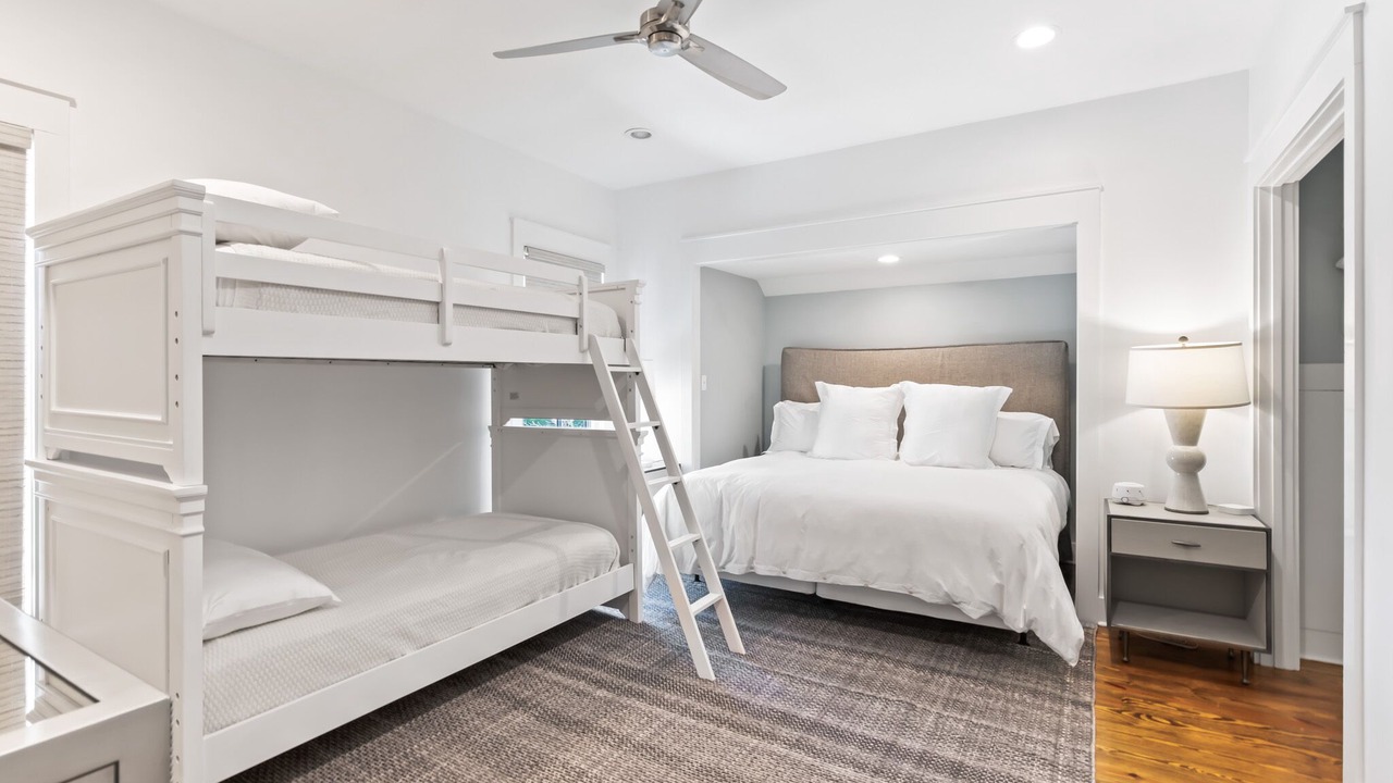 Photo of Bedroom in Cottage District