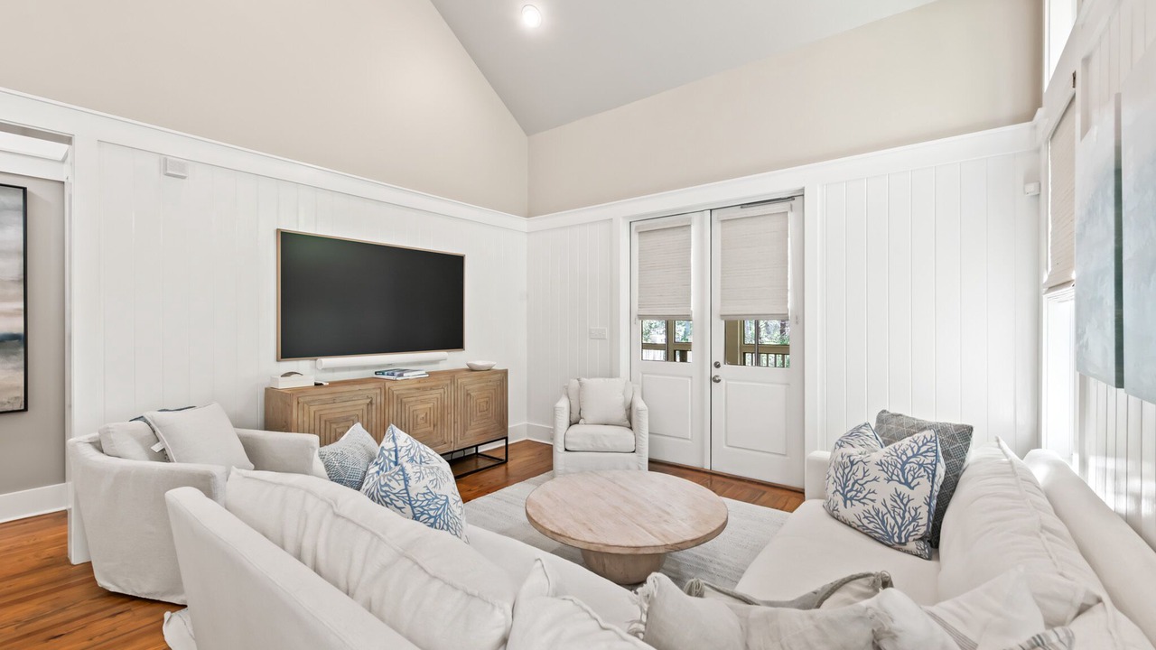 Photo of Livingroom in Cottage District