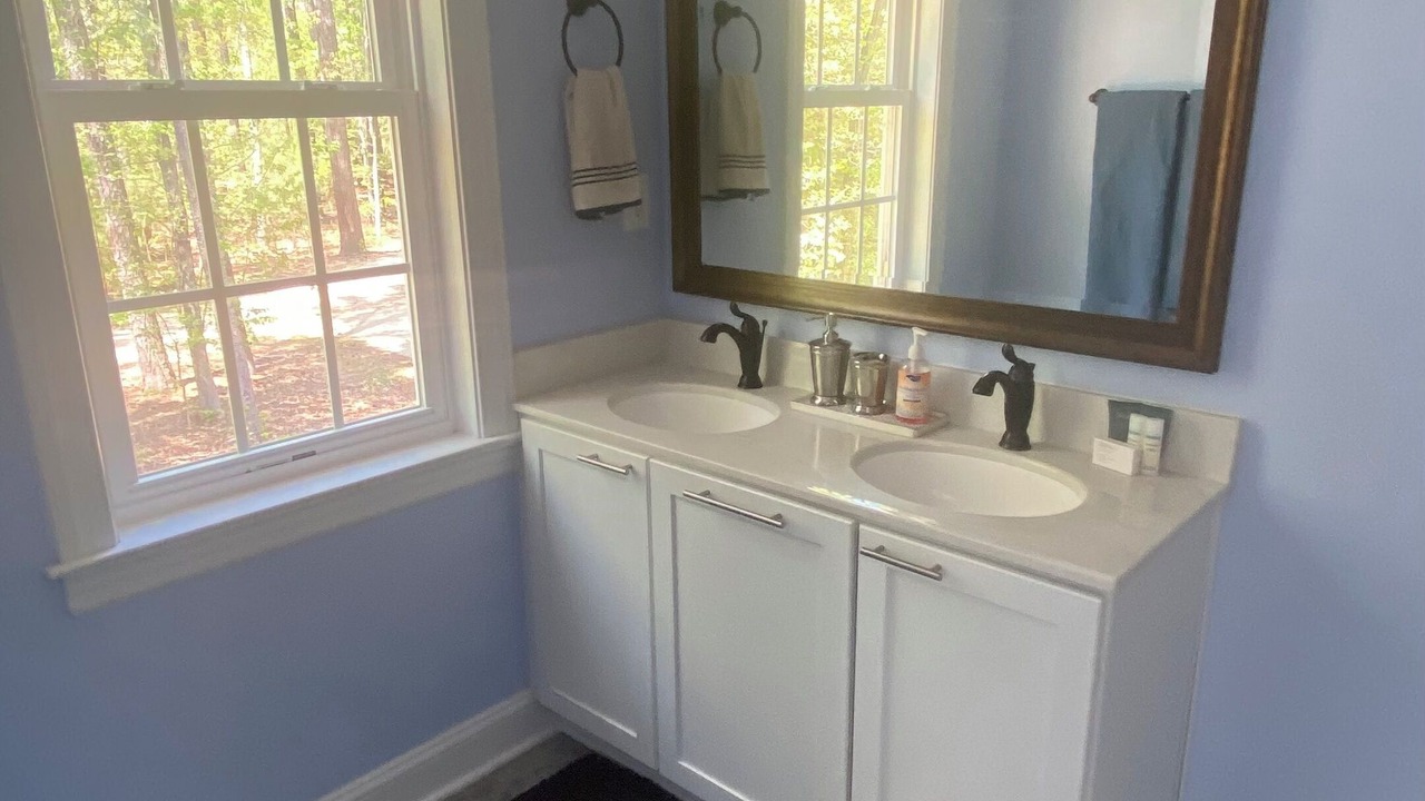 Photo of Bathroom in Williamsburg
