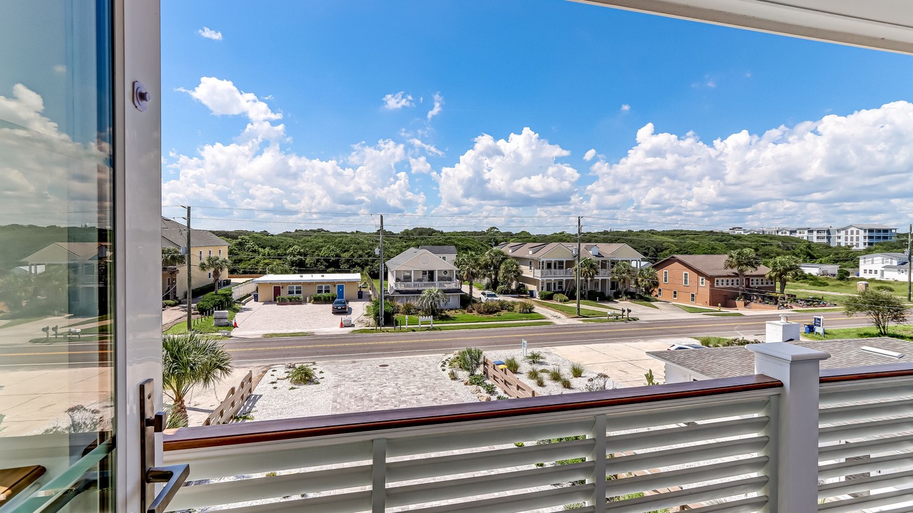 Photo of Patio Balcony in Ocean Cay