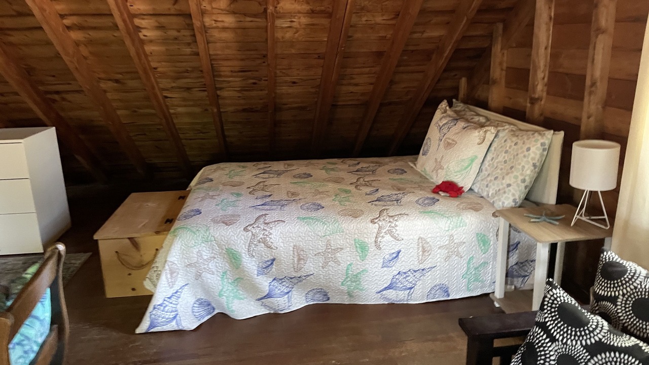 Photo of Bedroom in Cedar Bushes