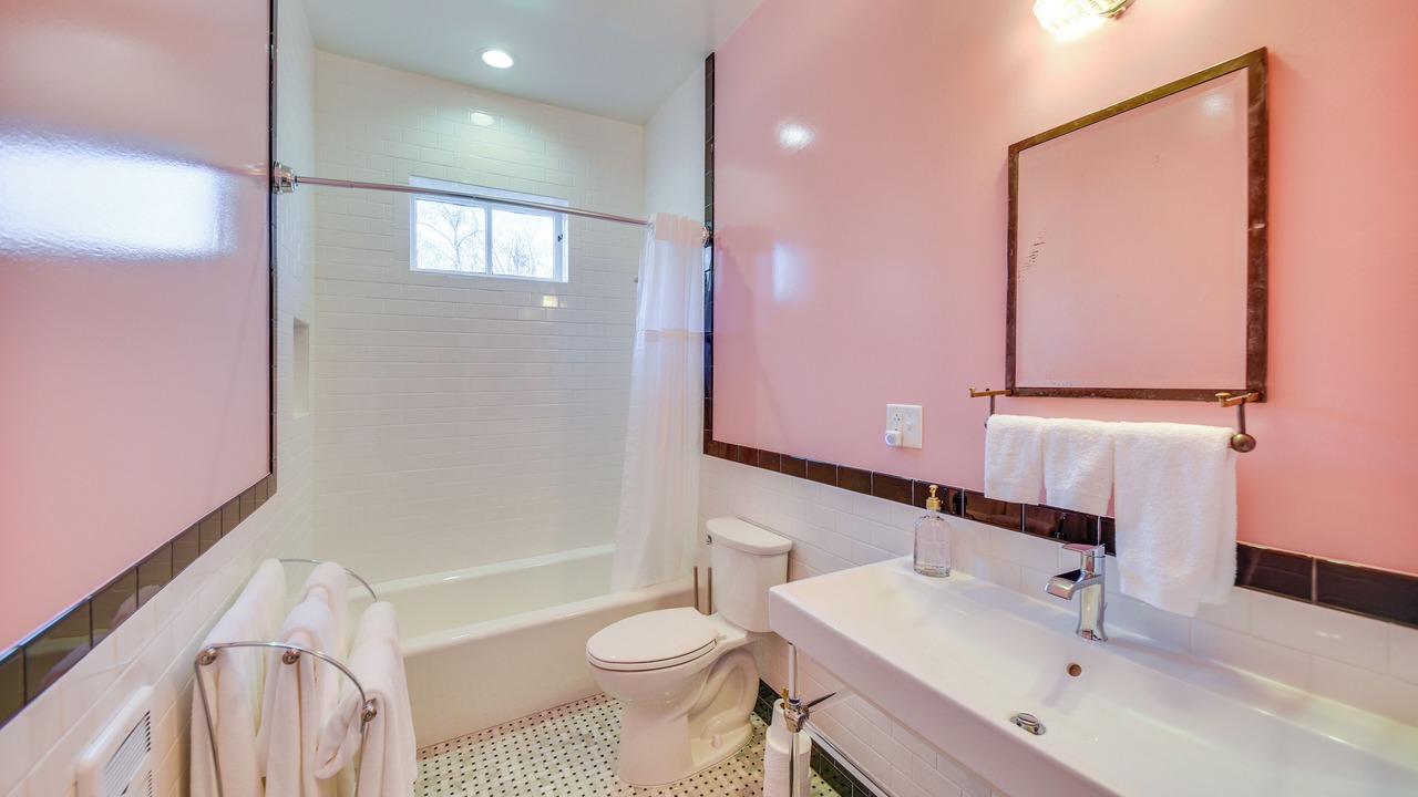 Photo of Bathroom in Zanoni