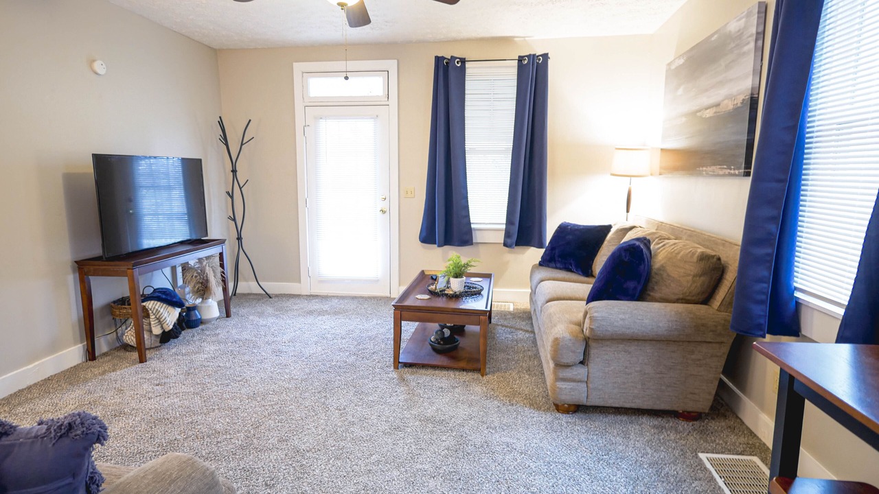 Photo of Livingroom in Lafayette