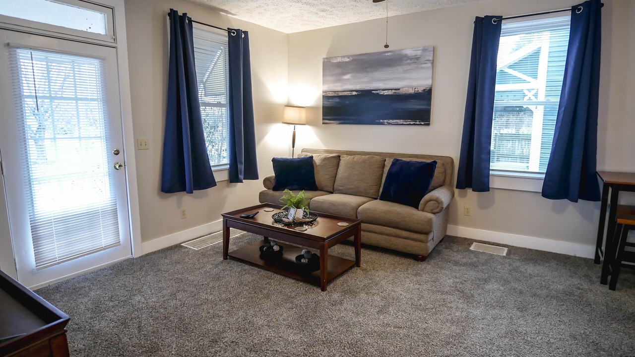 Photo of Livingroom in Lafayette