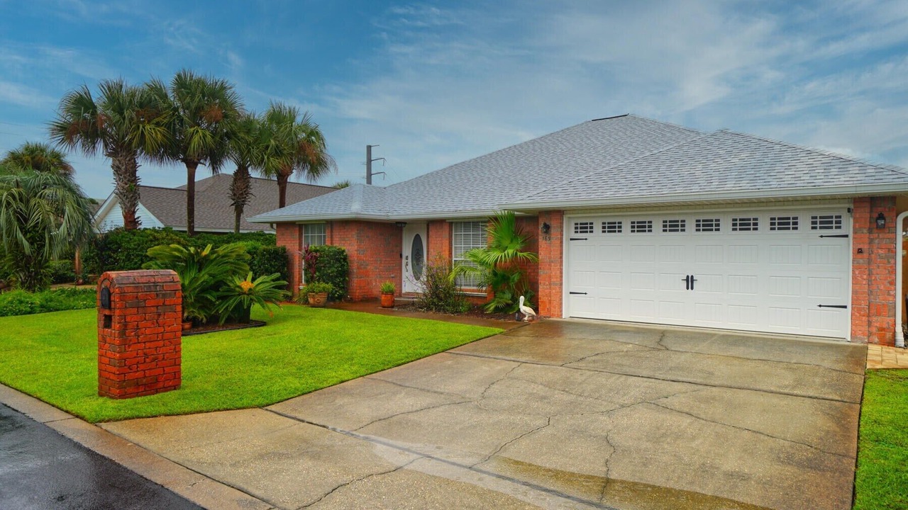 Photo of Outdoor in Seaspray