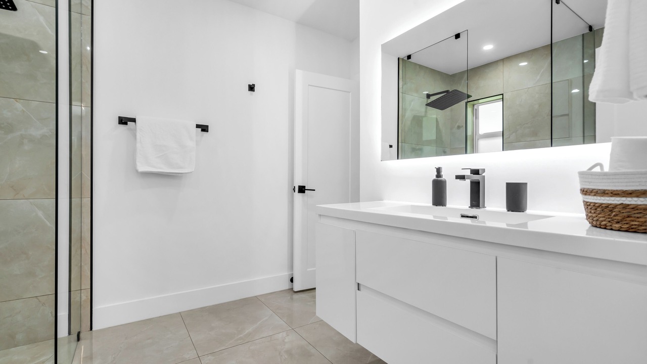 Photo of Bathroom in Brickell